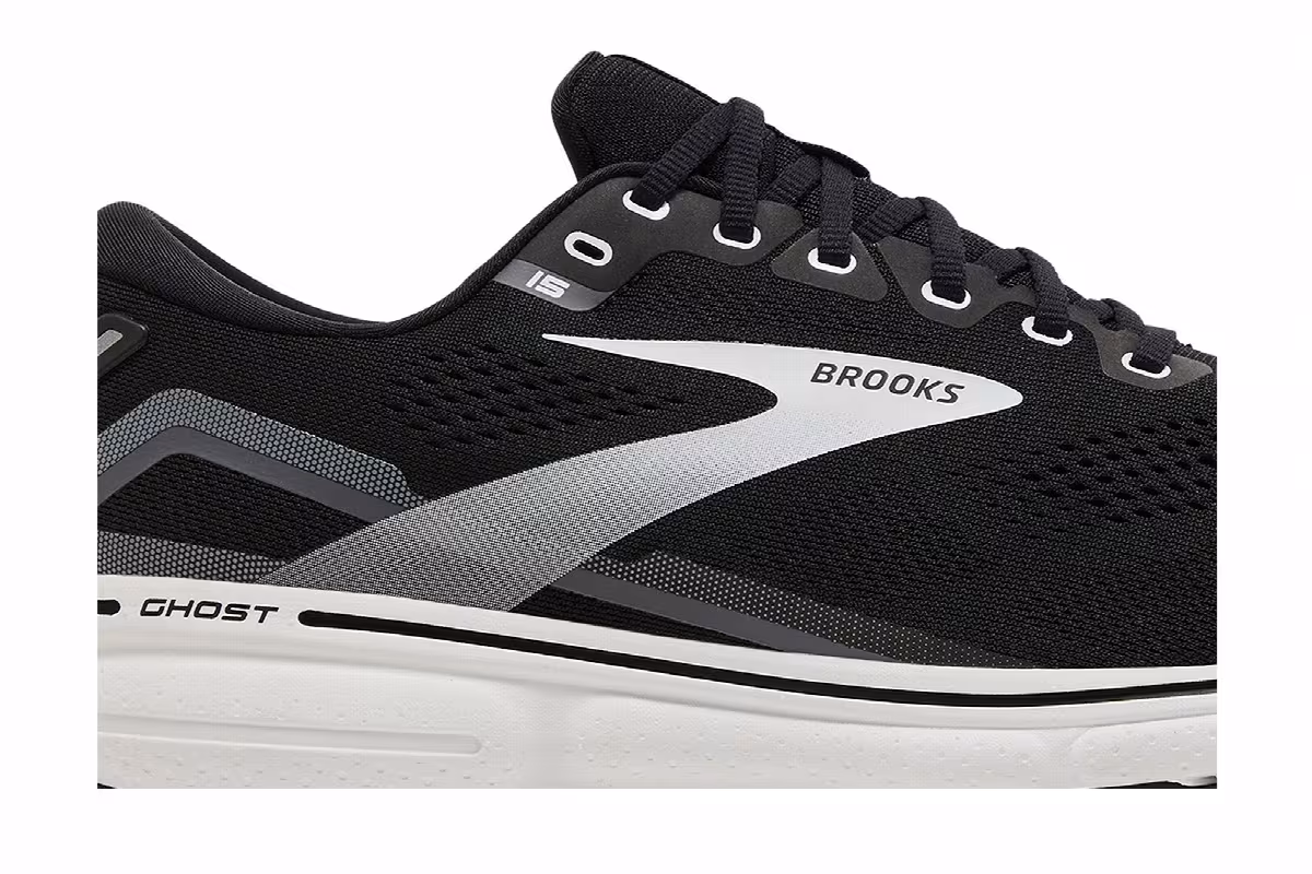 Brooks Ghost 15 2E Wide Black Blackened Pearl, view 3