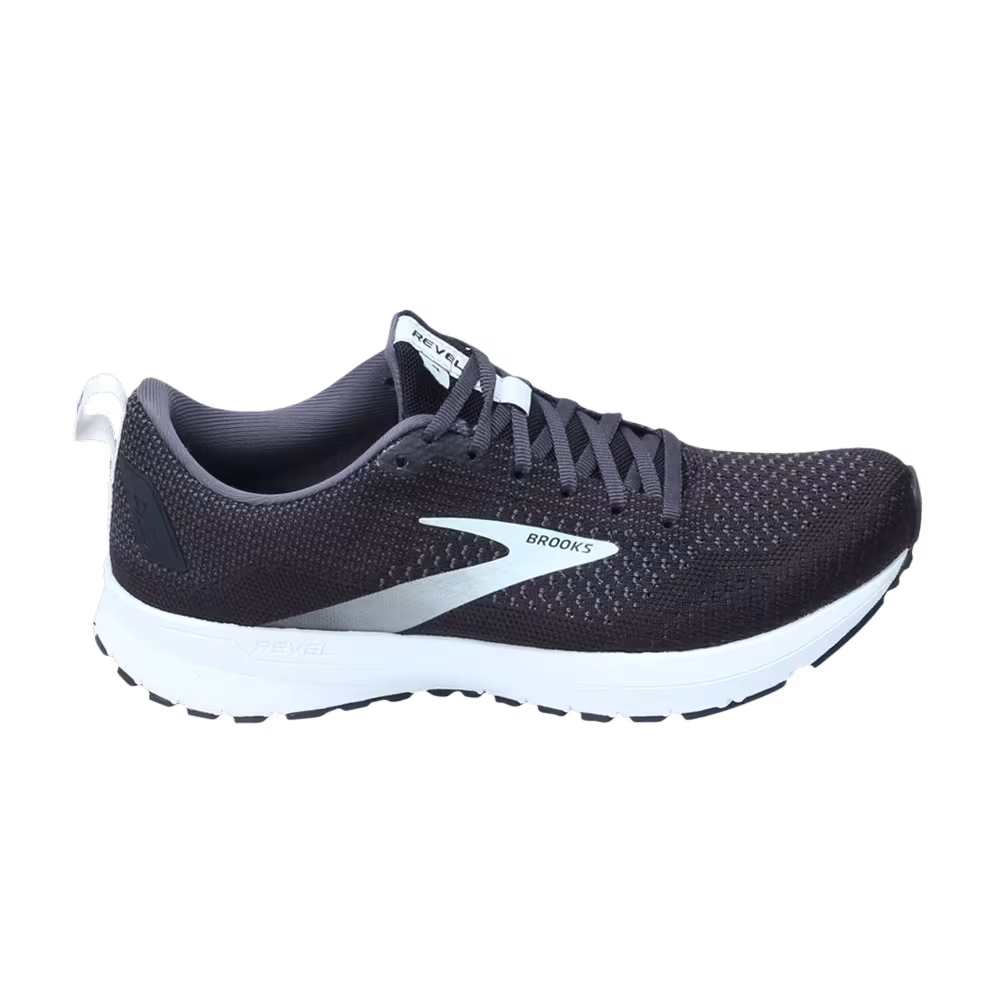 Brooks Revel 4 Black