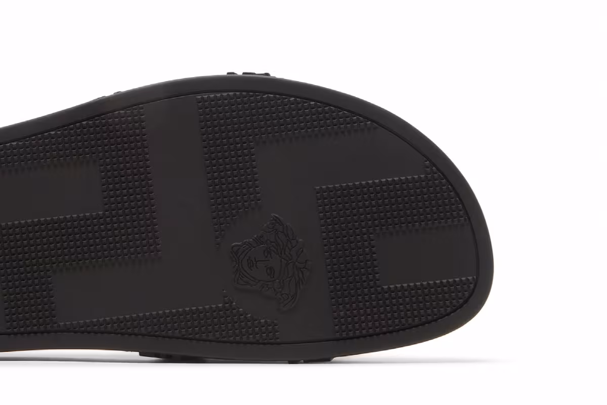 Versace Palazzo Medusa Pool Slide Black, view 6