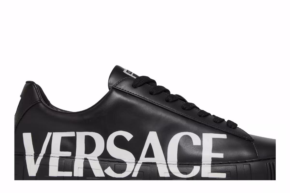 Versace Medusa Low Logo Print - Black, view 3