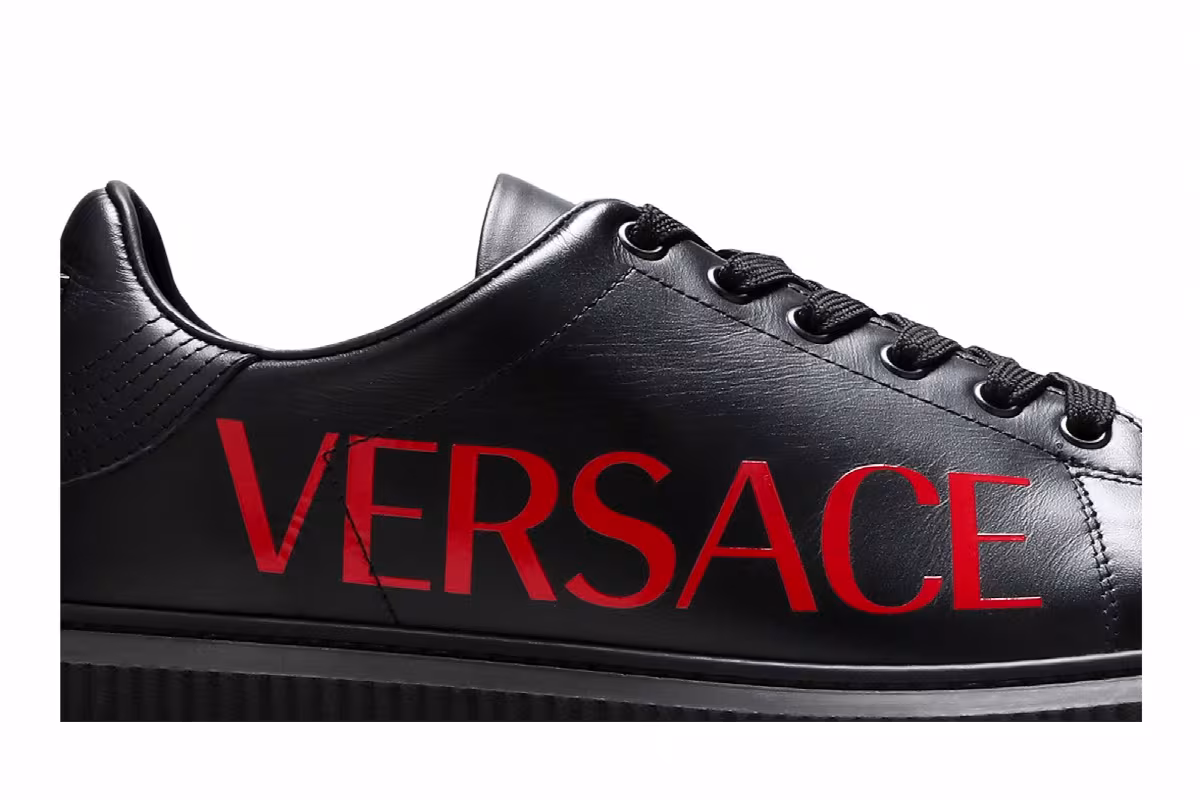 Versace Medusa Low Logo Print - Black, view 3