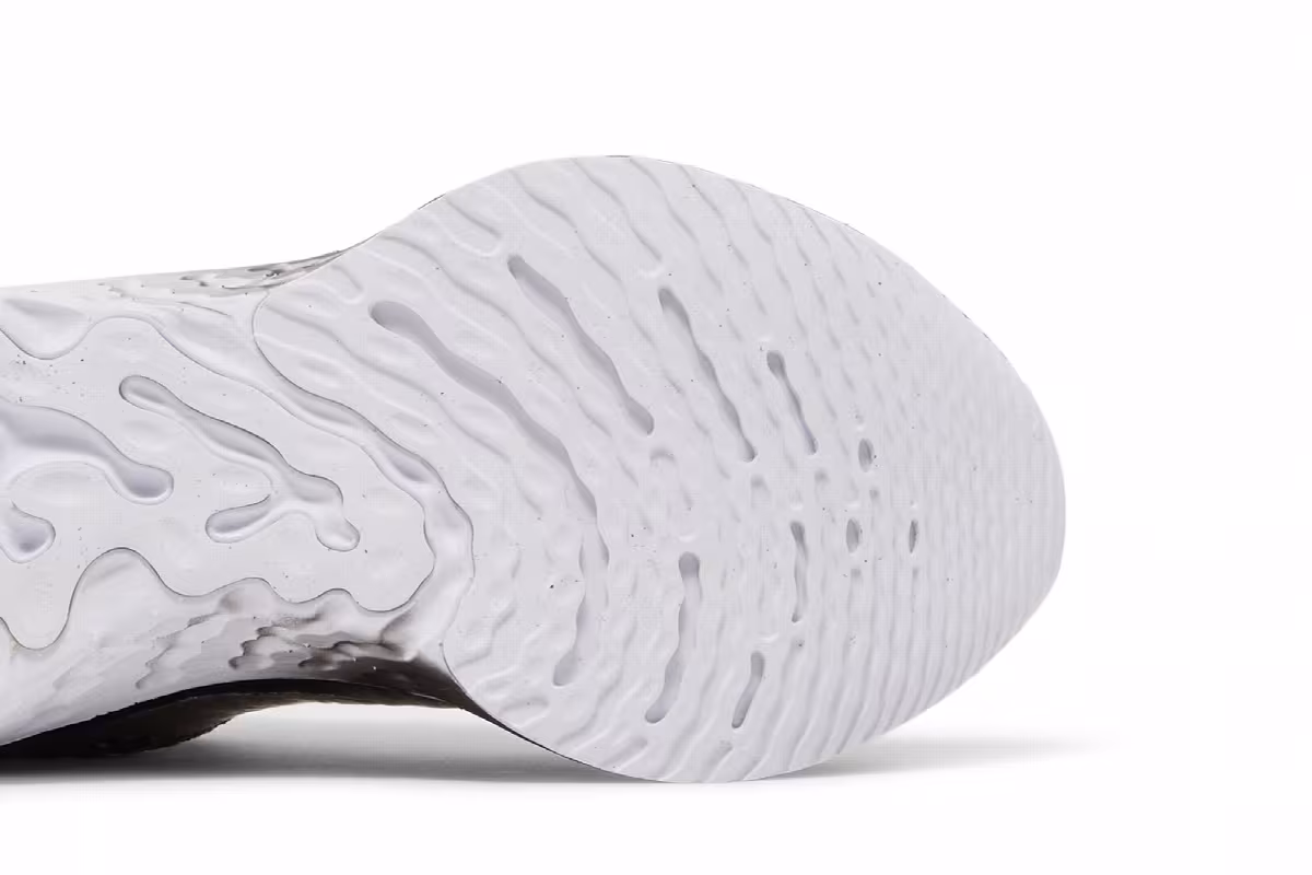Nike Women's React Infinity Run Flyknit 3 Premium Black Zebra Iridescent, view 6