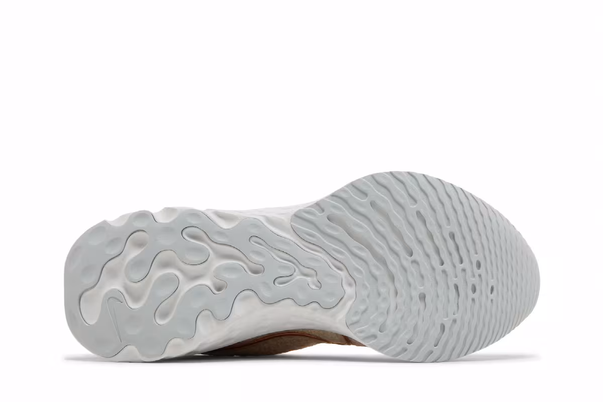 Nike Women's React Infinity Run Flyknit 3 Sesame Metallic Copper, view 5