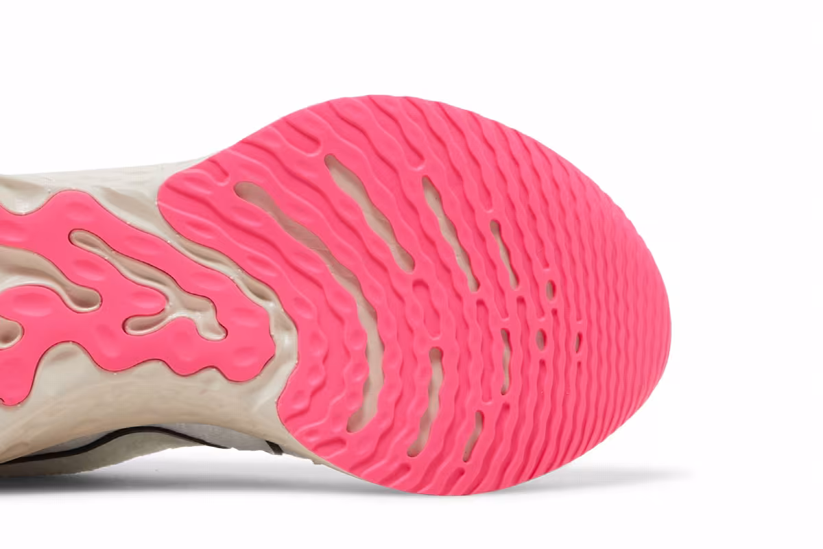 Nike React Infinity Run Flyknit 3 White Hyper Pink, view 6