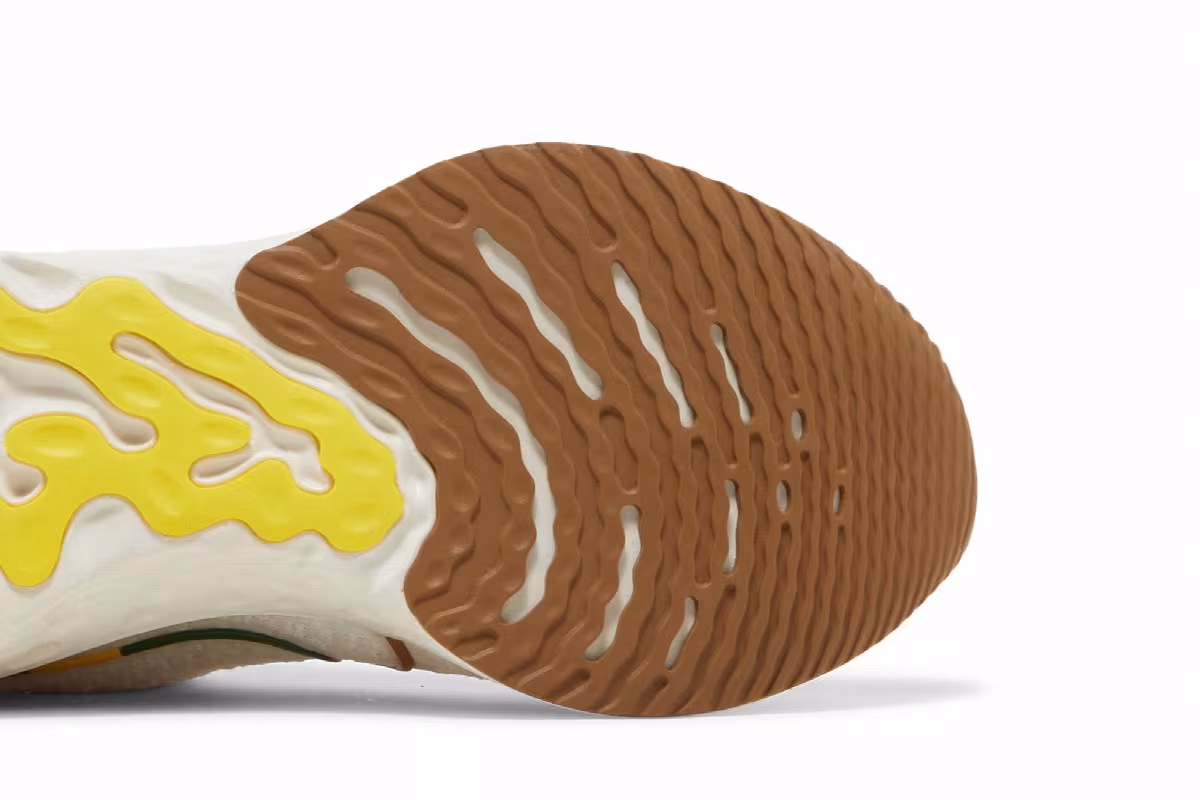 Hola Lou x Nike React Infinity Run Flyknit 3 A.I.R., view 6