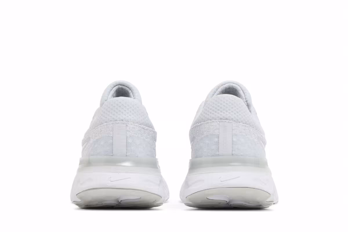 Nike Women's React Infinity Run Flyknit 3 Pure Platinum, view 7