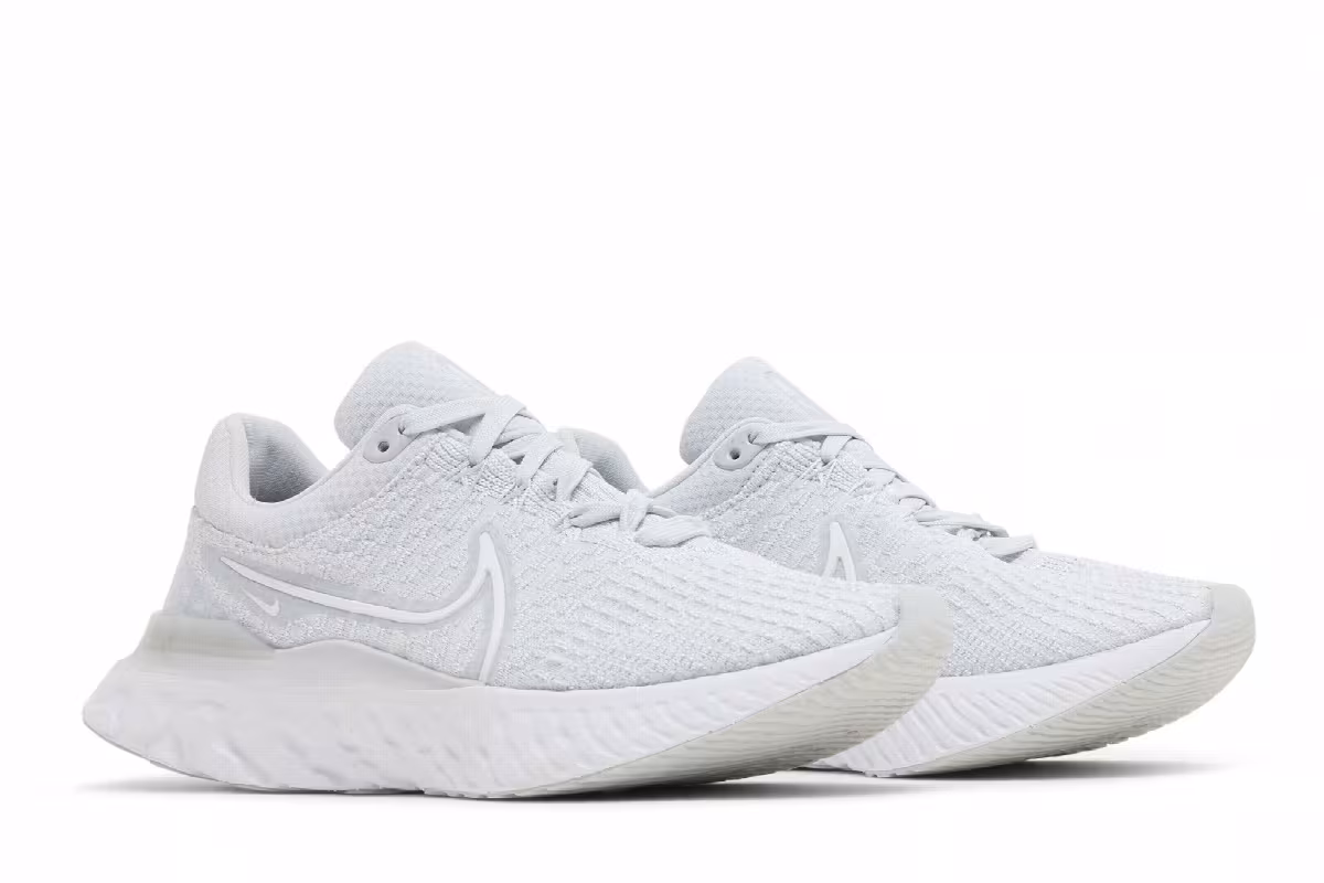 Nike Women's React Infinity Run Flyknit 3 Pure Platinum, view 9