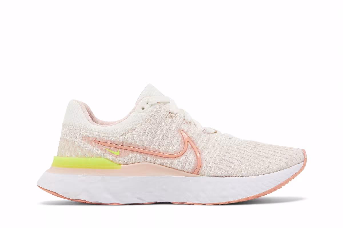 Nike Women's React Infinity Run Flyknit 3 Sail Light Madder Root, view 2
