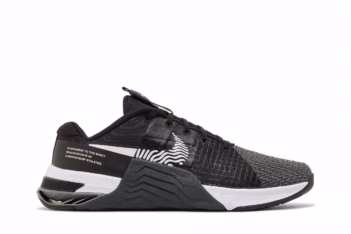 Nike Men's Metcon 8 Dark Smoke Grey, view 2