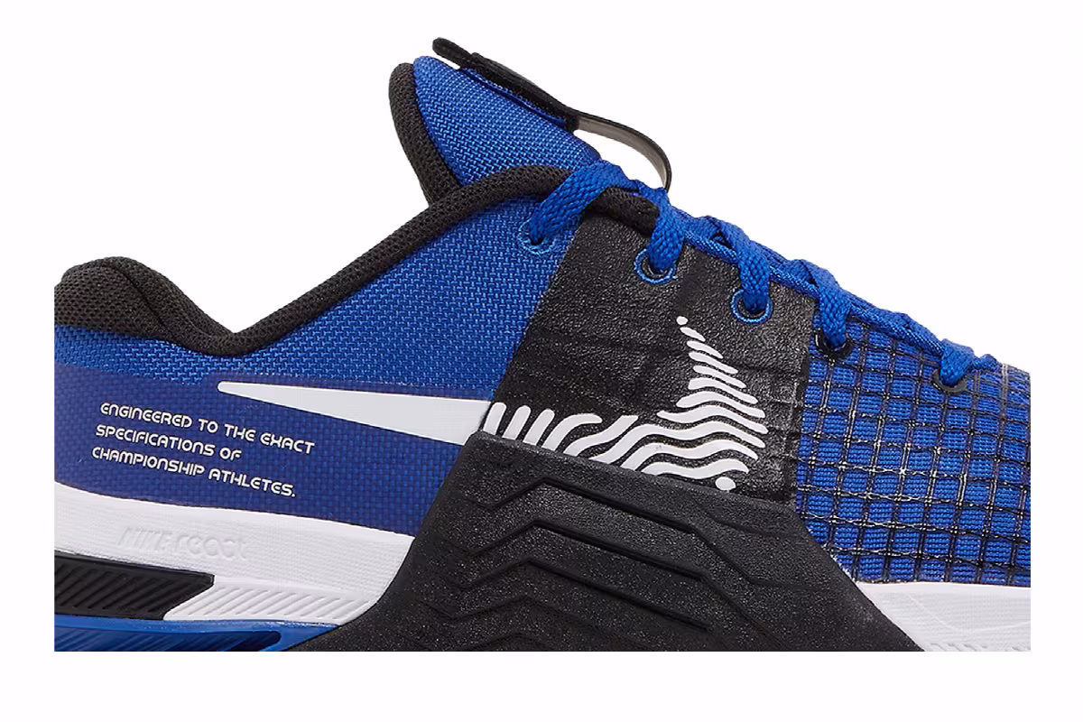 Nike Metcon 8 Old Royal Black, view 3