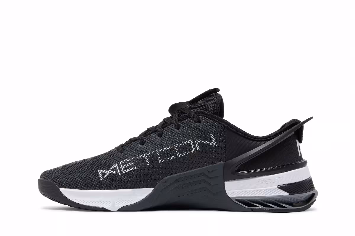 Nike Metcon 8 FlyEase Black Dark Smoke Grey, view 4