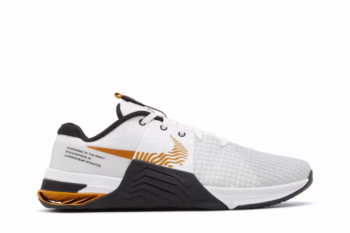 Nike Metcon 8 White Gold Suede, view 2