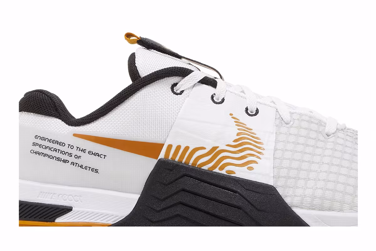 Nike Metcon 8 White Gold Suede, view 3