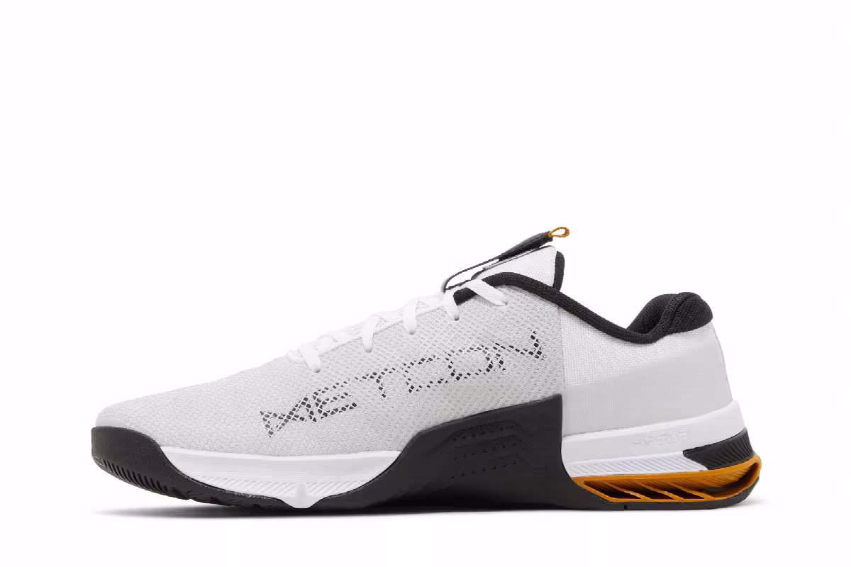 Nike Metcon 8 White Gold Suede, view 4