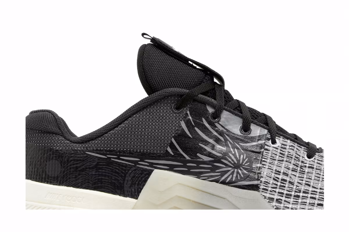 Nike Metcon 8 AMP Dark Smoke Grey, view 3