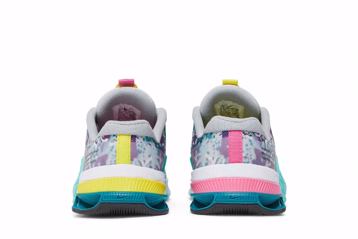 Nike Women's Metcon 8 Graffiti Graphics, view 7