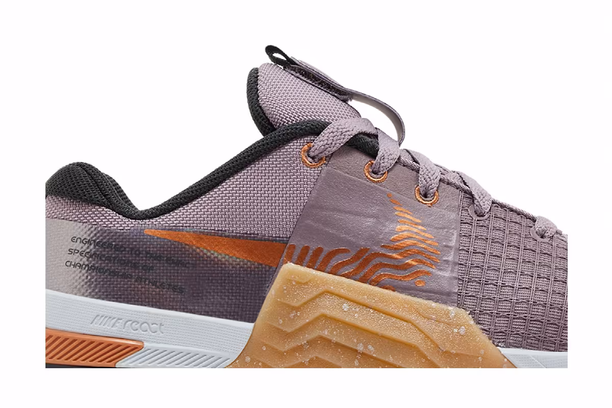 Nike Women's Metcon 8 Premium Purple Smoke Metallic Copper, view 3