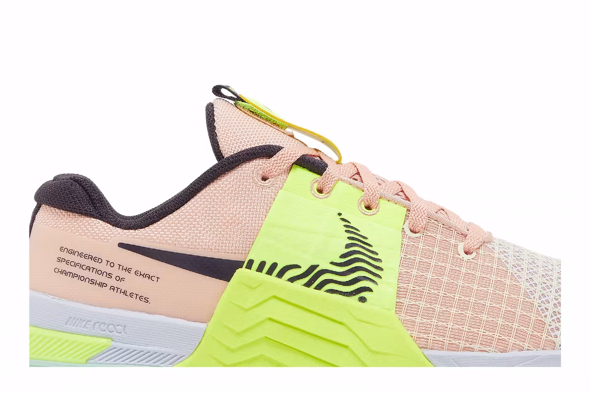 Nike Women's Metcon 8 Arctic Orange Volt, view 3
