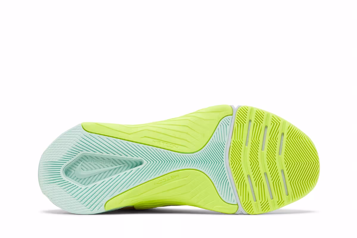 Nike Women's Metcon 8 Arctic Orange Volt, view 5