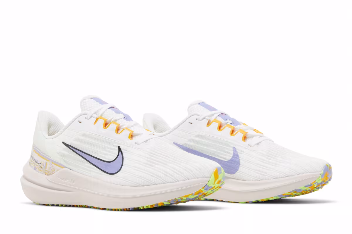 Nike Women's Air Winflo 9 Premium Back In A Wink, view 9