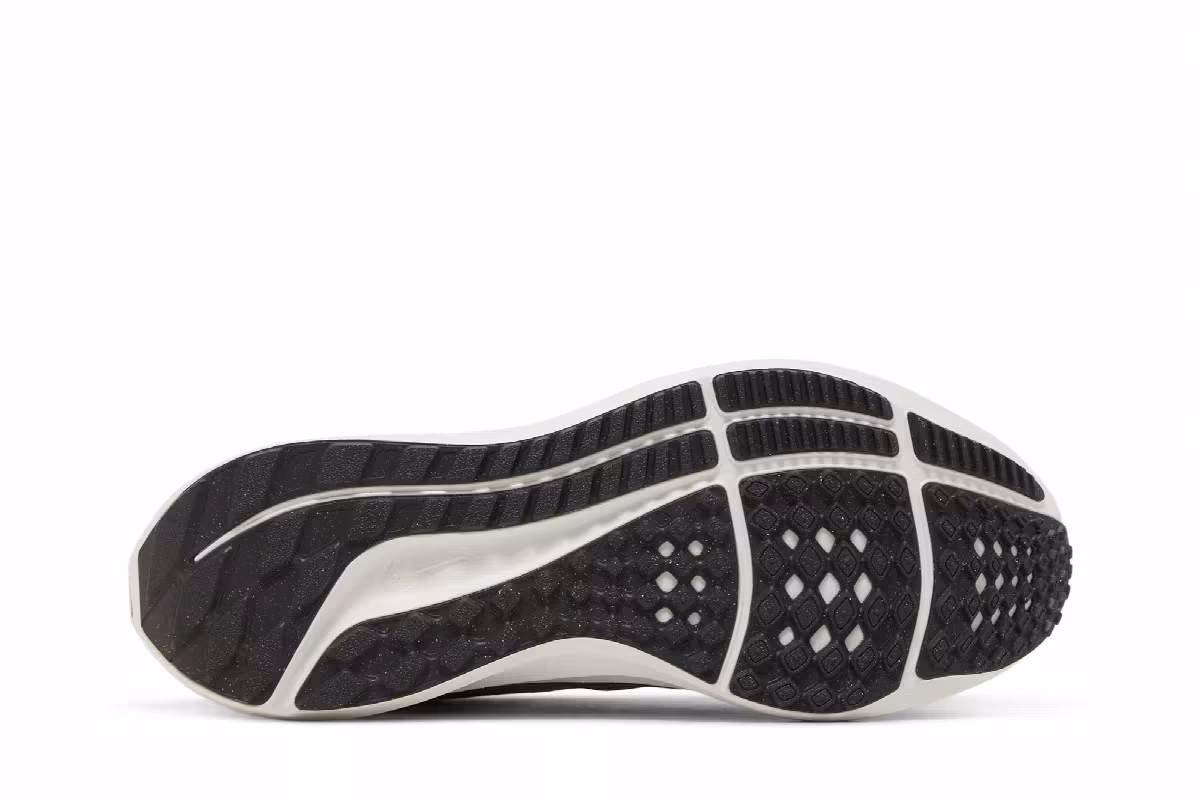 Nike Women's Air Winflo 9 Grey Metallic Copper, view 5