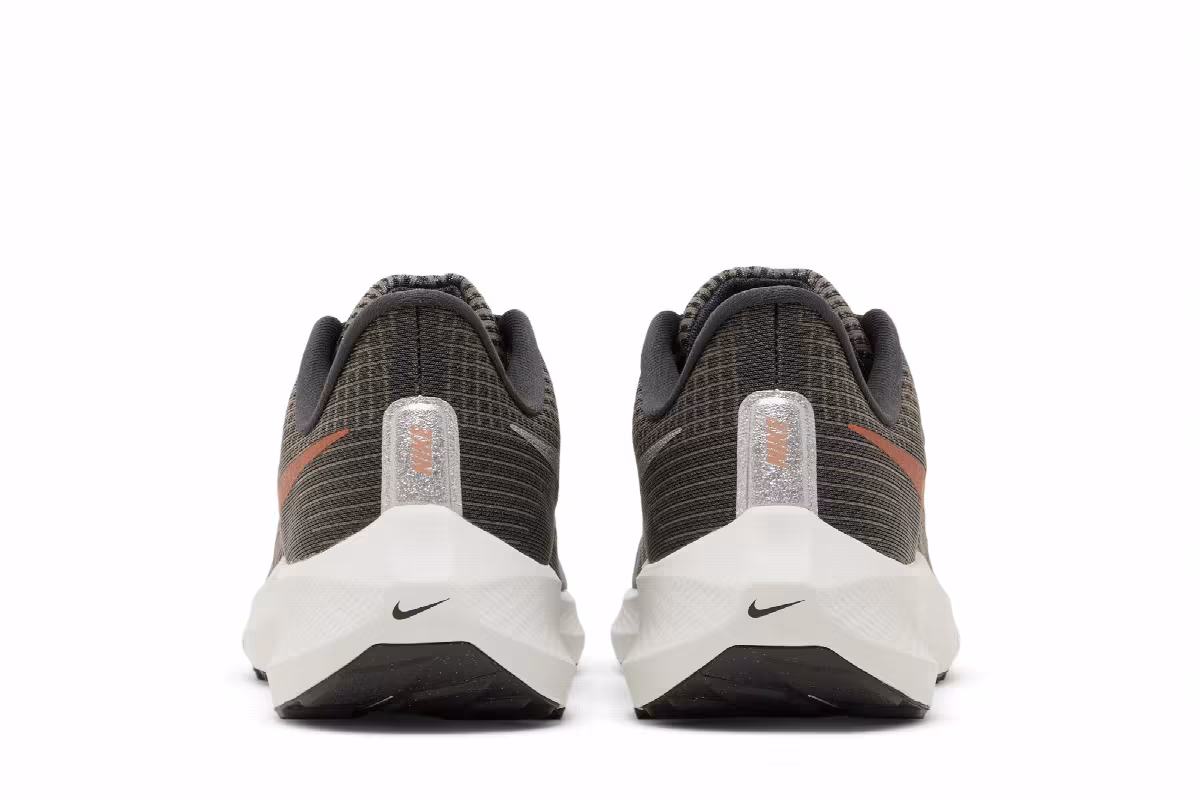 Nike Women's Air Winflo 9 Grey Metallic Copper, view 7