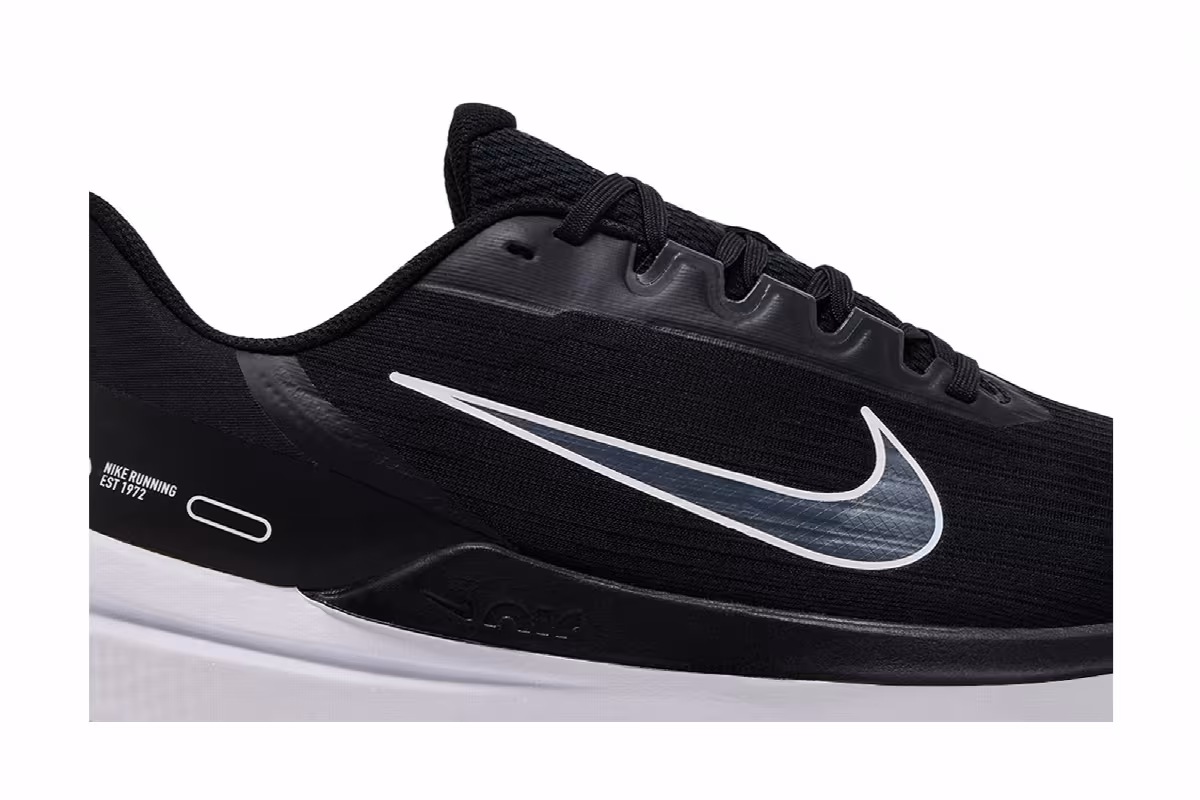 Nike Air Winflo 9 Black Dark Smoke Grey, view 3