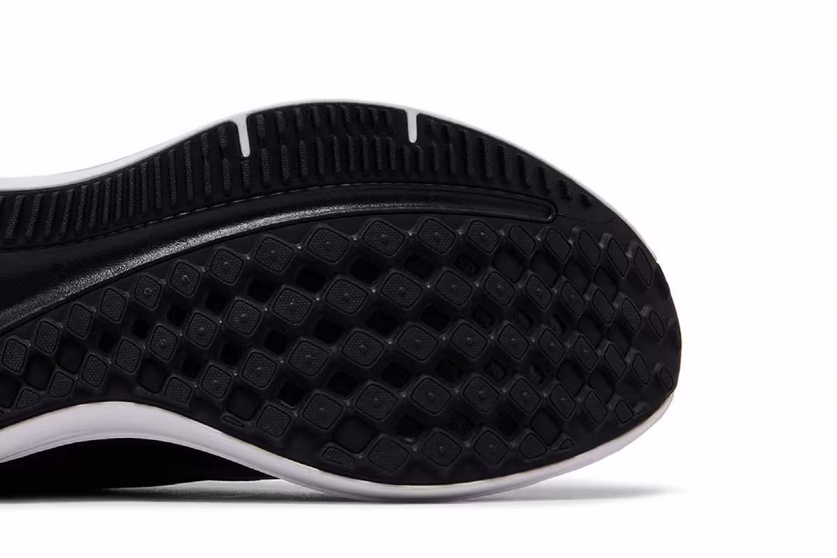 Nike Air Winflo 9 Black Dark Smoke Grey, view 6