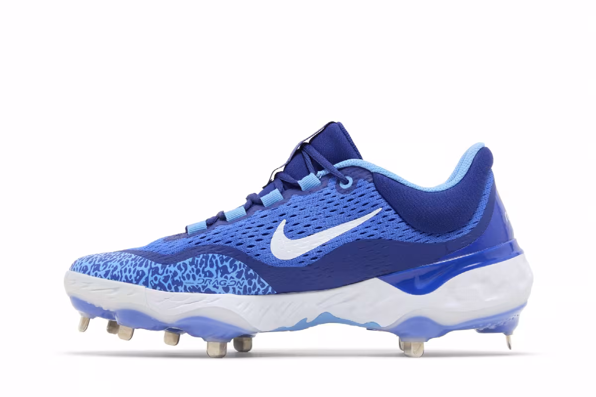 Nike Alpha Huarache Elite 4 Low Hyper Royal White, view 4