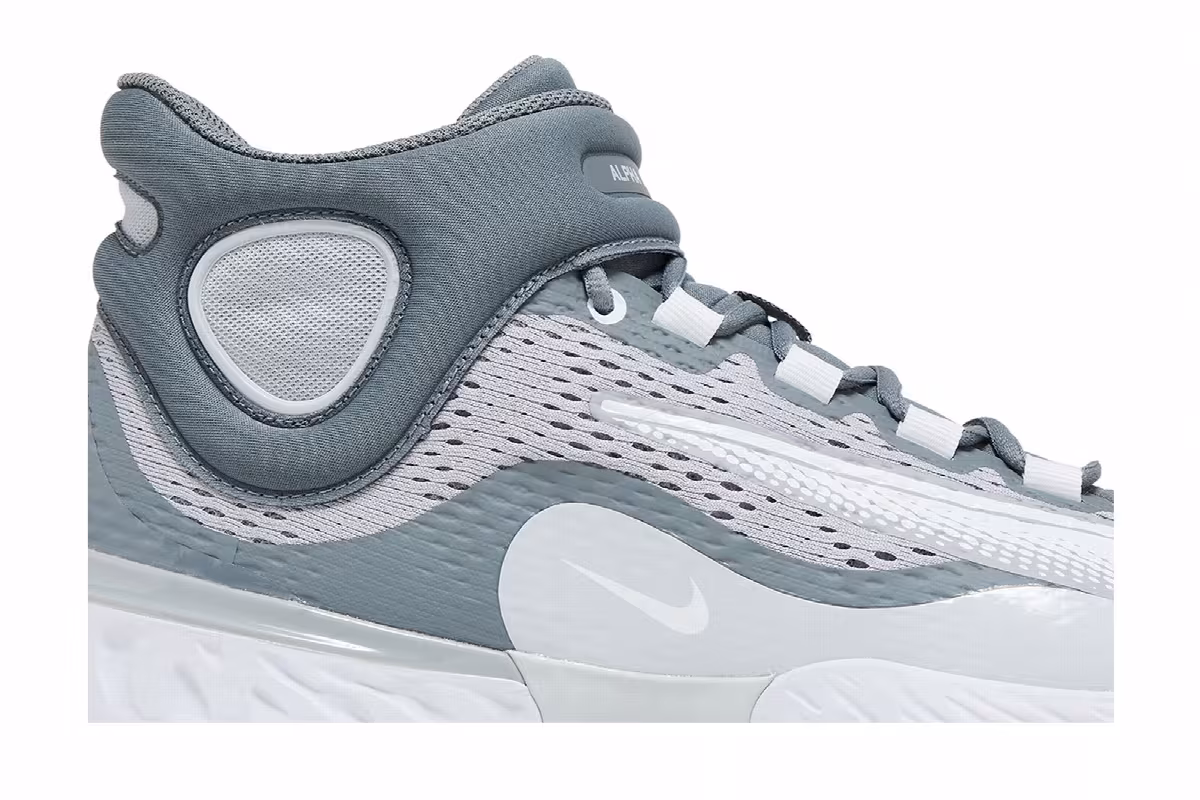 Nike Alpha Huarache Elite 4 Mid Wolf Grey White, view 3