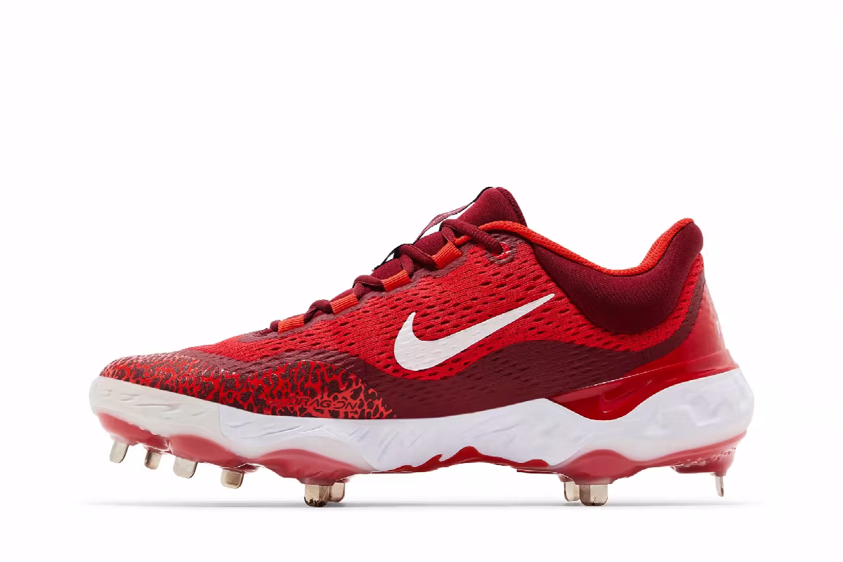 Nike Alpha Huarache Elite 4 Low University Red, view 4