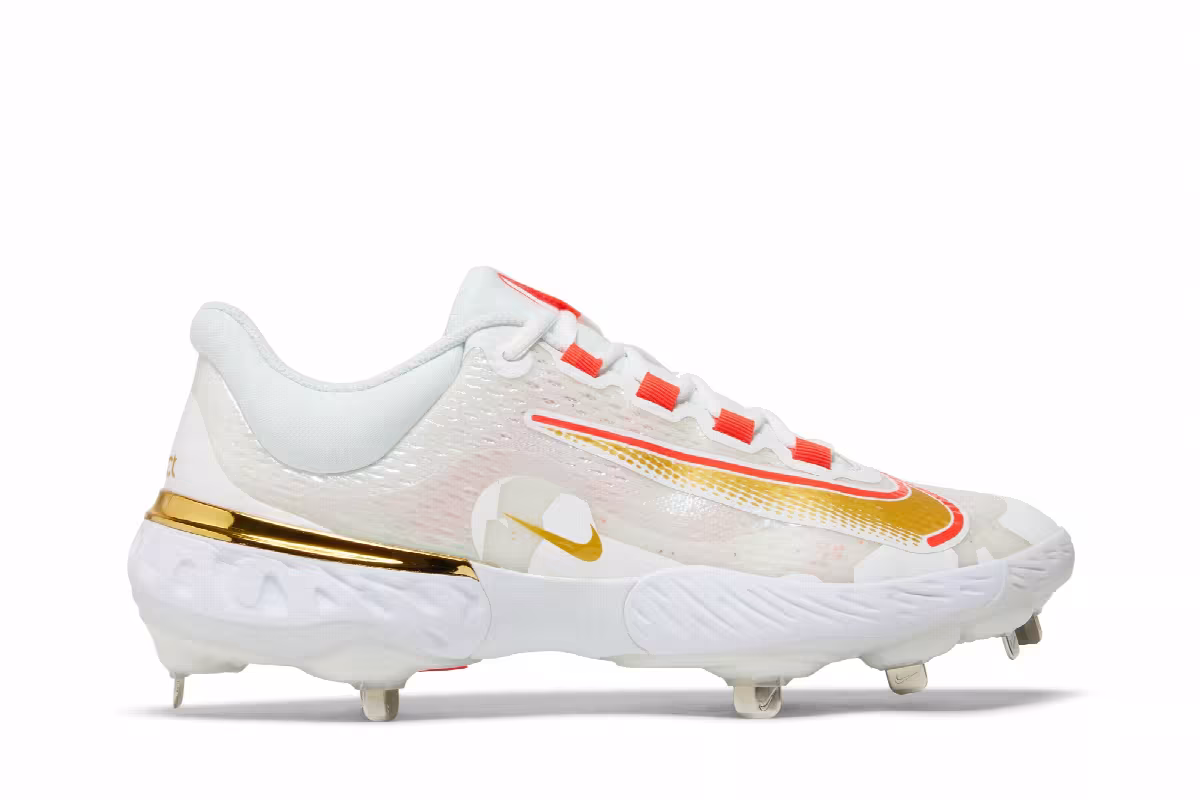 Nike Alpha Huarache Elite 4 Low Playoff Pack, view 2