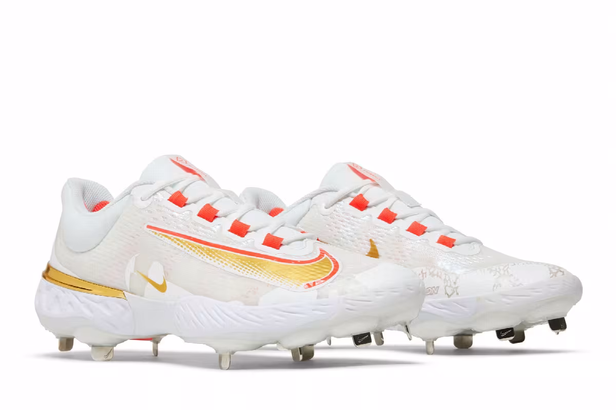 Nike Alpha Huarache Elite 4 Low Playoff Pack, view 9