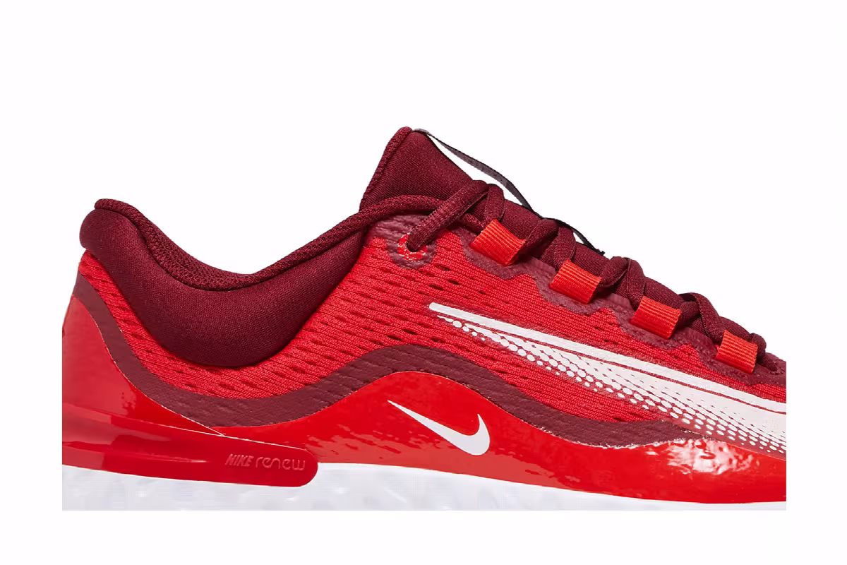 Nike Alpha Huarache Elite 4 TF University Red, view 3