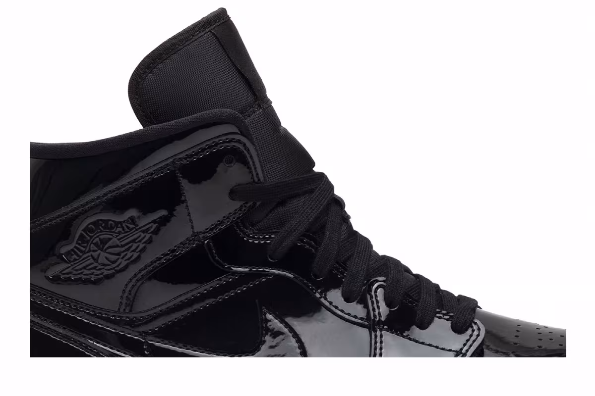 Women's Air Jordan 1 Mid Patent SE Triple Black, view 3