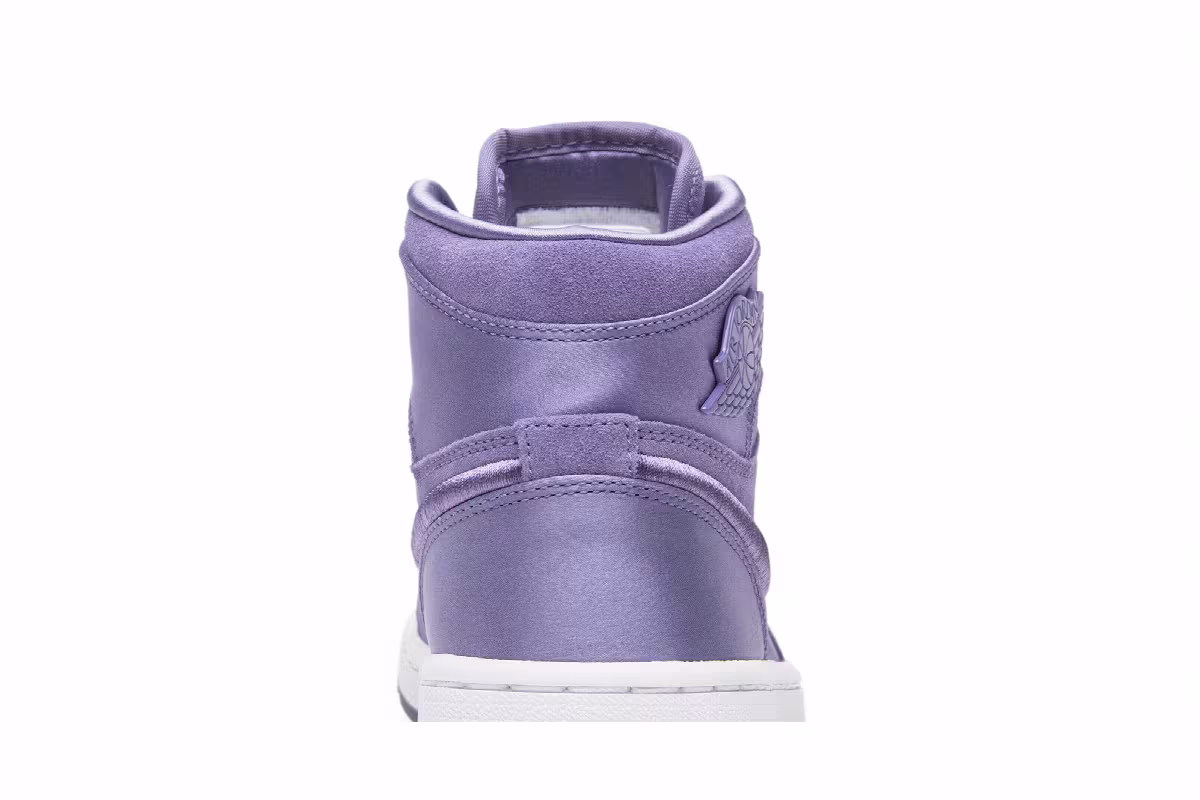 Women's Air Jordan 1 High Season of Her: Purple Earth, view 8
