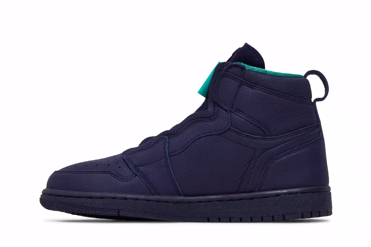 Women's Air Jordan 1 High Zip Blackened Blue, view 4