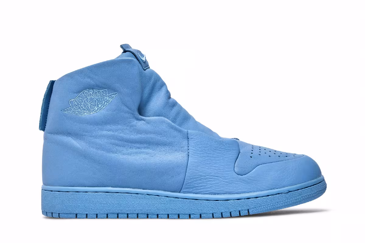 Women's Air Jordan 1 Sage XX, view 2