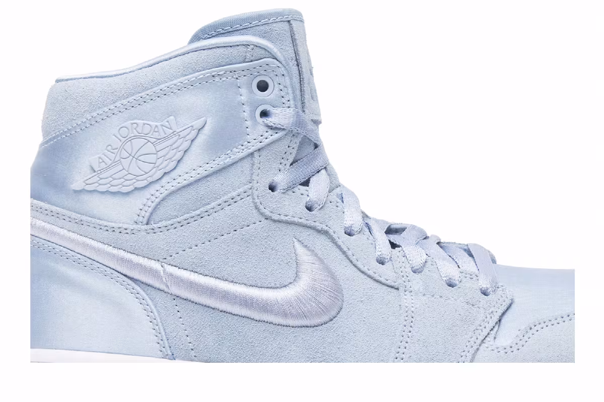 Women's Air Jordan 1 High Season of Her: Hydrogen Blue, view 3