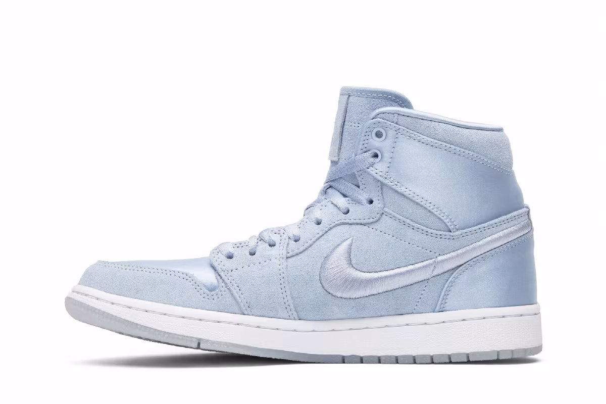 Women's Air Jordan 1 High Season of Her: Hydrogen Blue, view 4