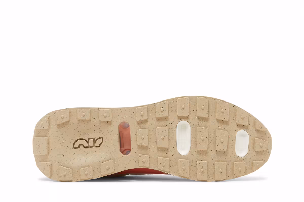 Nike Women's Air Max Pre-Day SE Sun Club - Light Orewood Brown, view 5