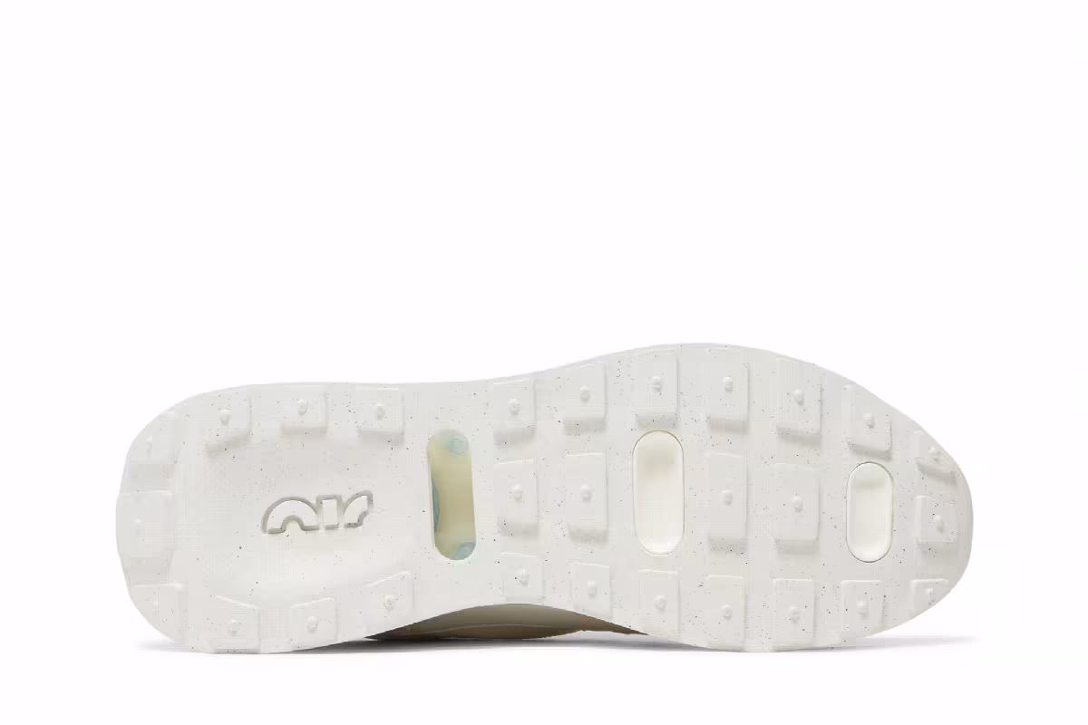 Nike Women's Air Max Pre-Day Phantom Light Bone, view 5
