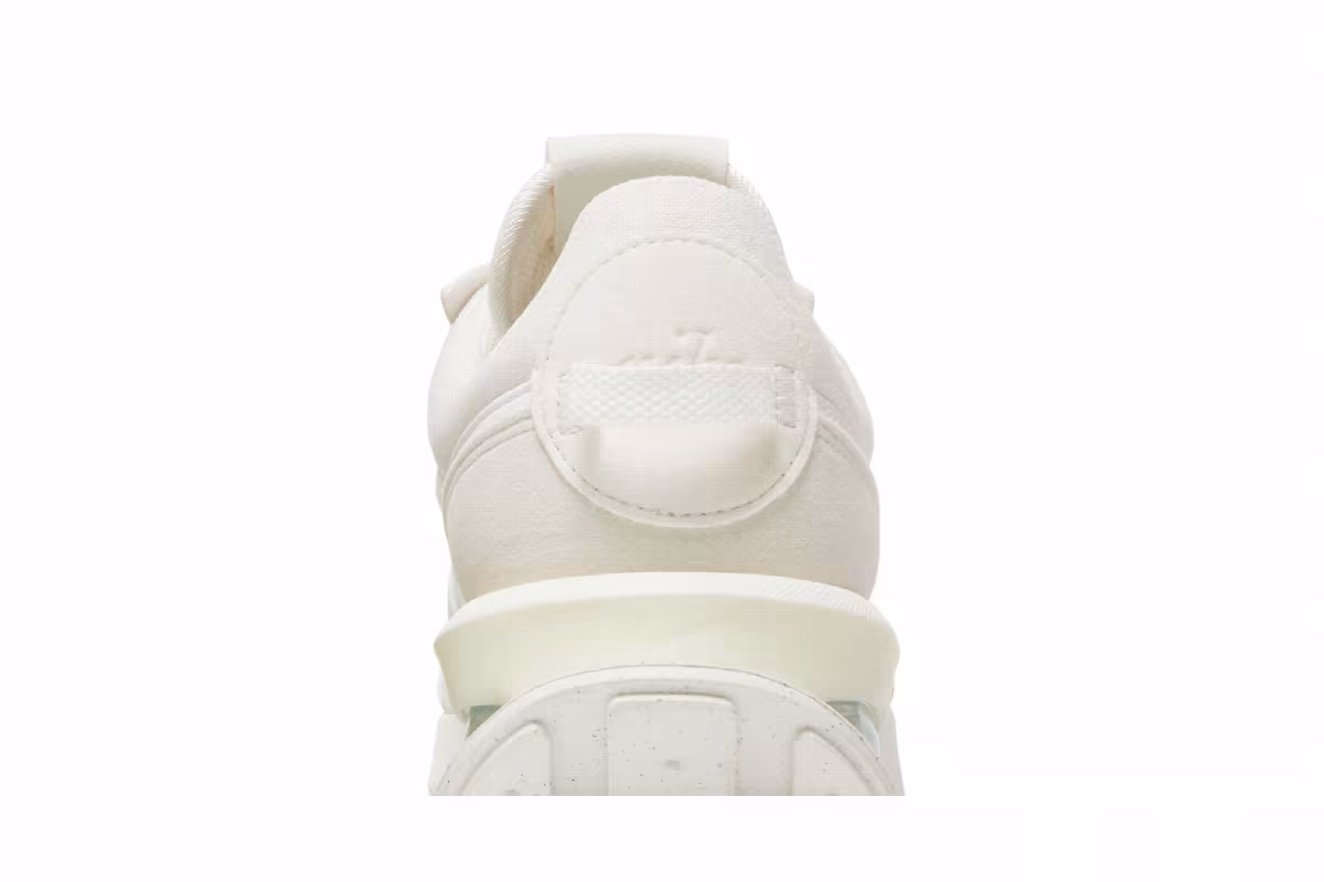 Nike Women's Air Max Pre-Day Phantom Light Bone, view 8