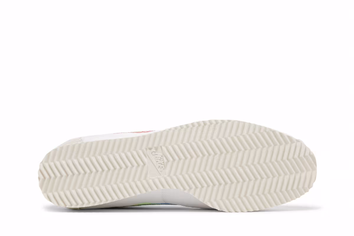 Nike Cortez Be True 2022, view 5