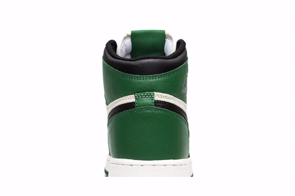 Air Jordan 1 High OG GS Pine Green, view 8