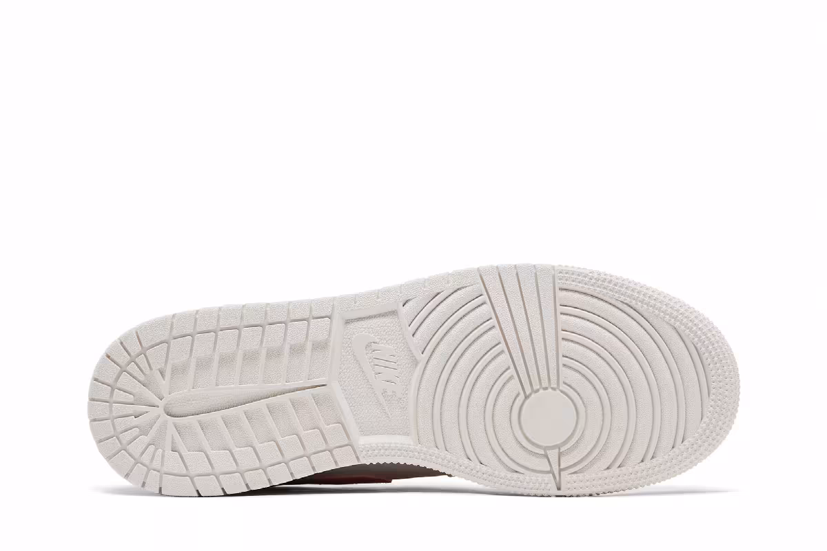 Air Jordan 1 Mid GG Phantom, view 5