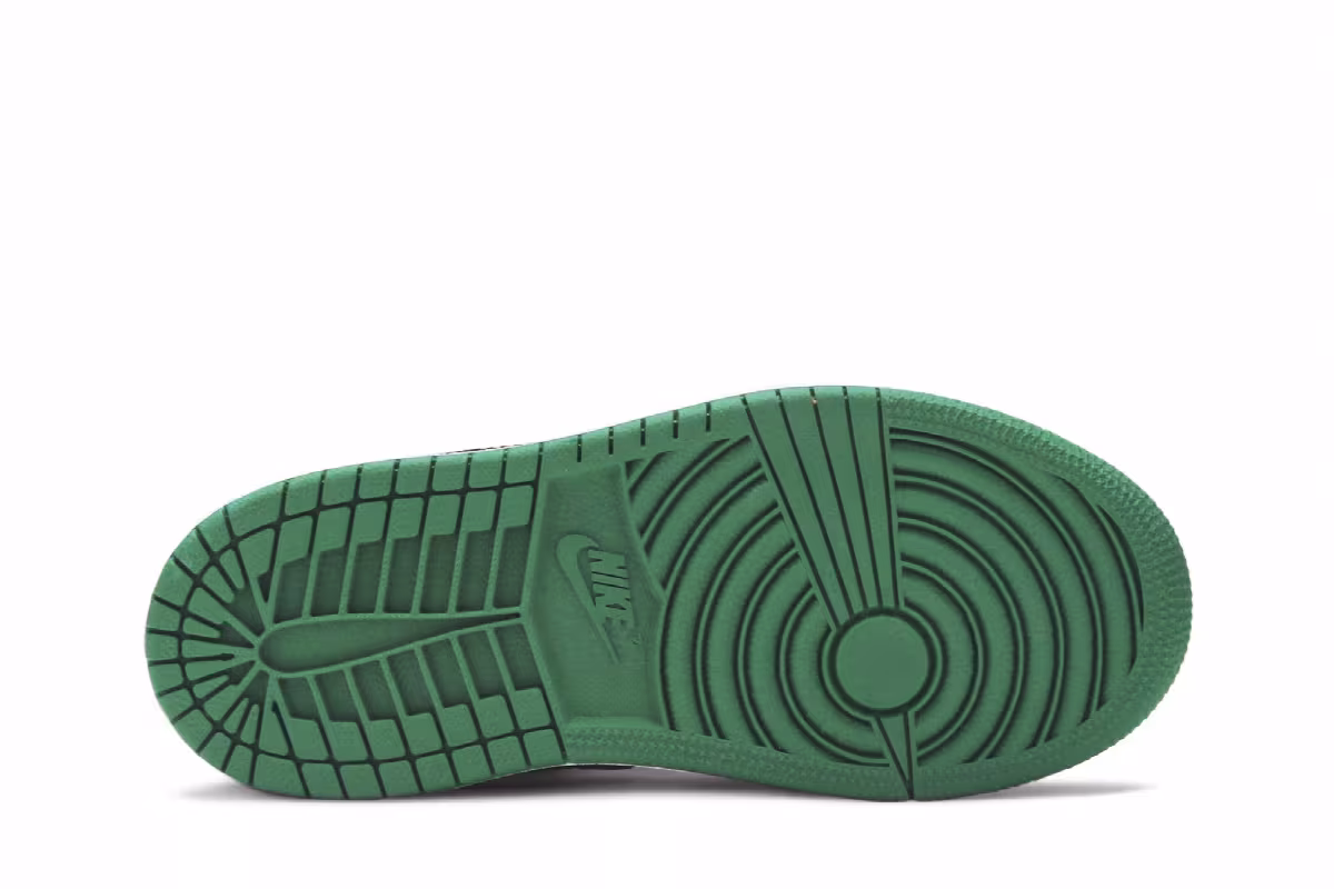 Air Jordan 1 Mid SE PS Pine Green, view 5