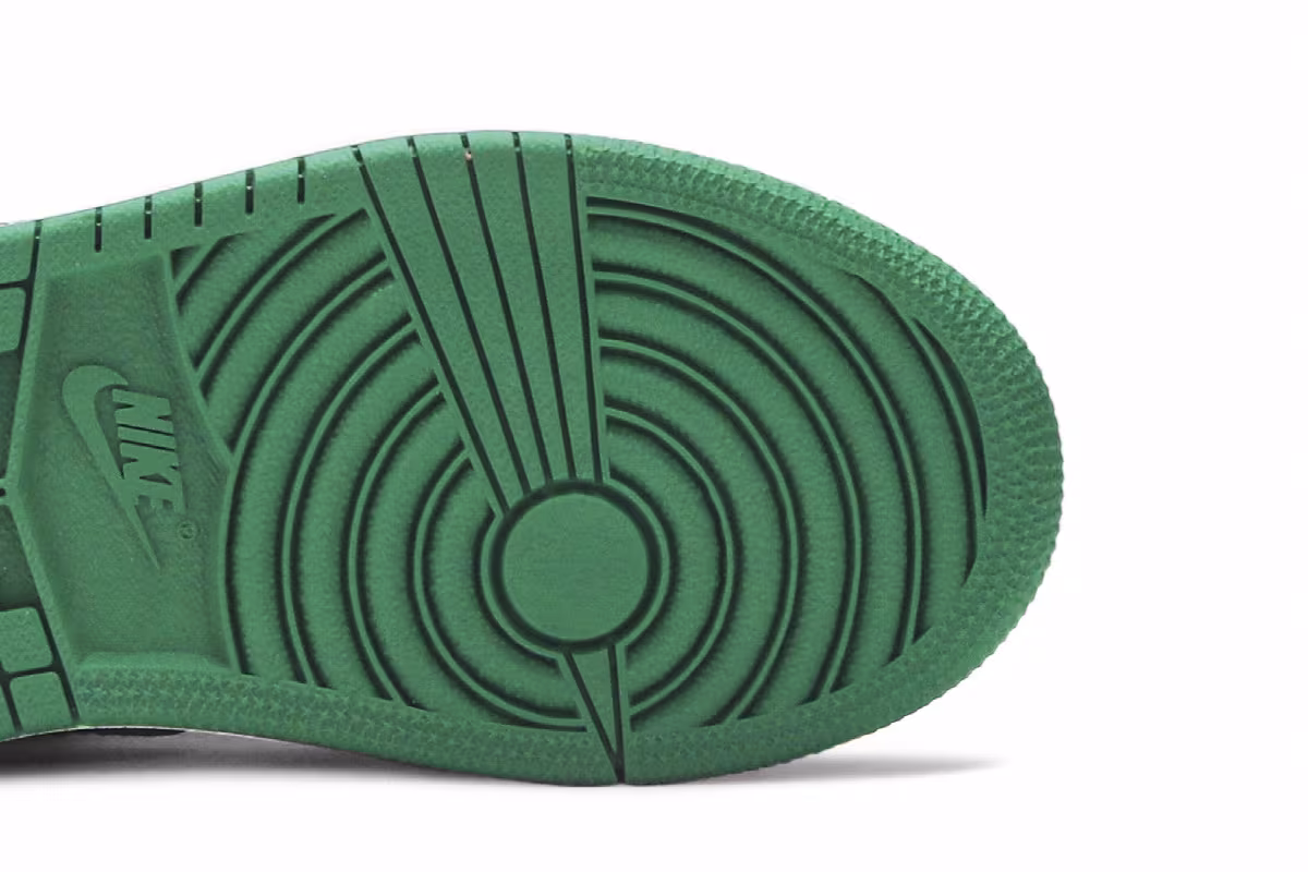 Air Jordan 1 Mid SE PS Pine Green, view 6