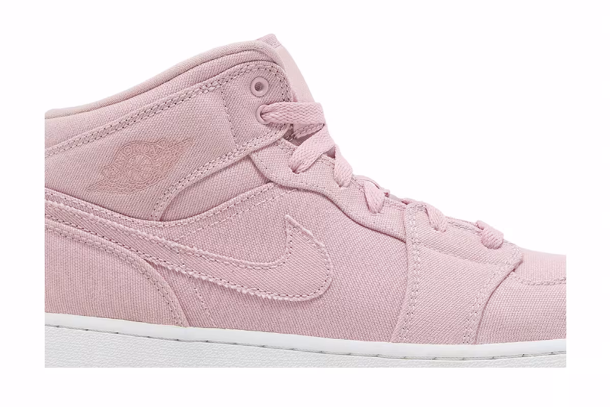 Air Jordan 1 Mid GS Pink, view 3