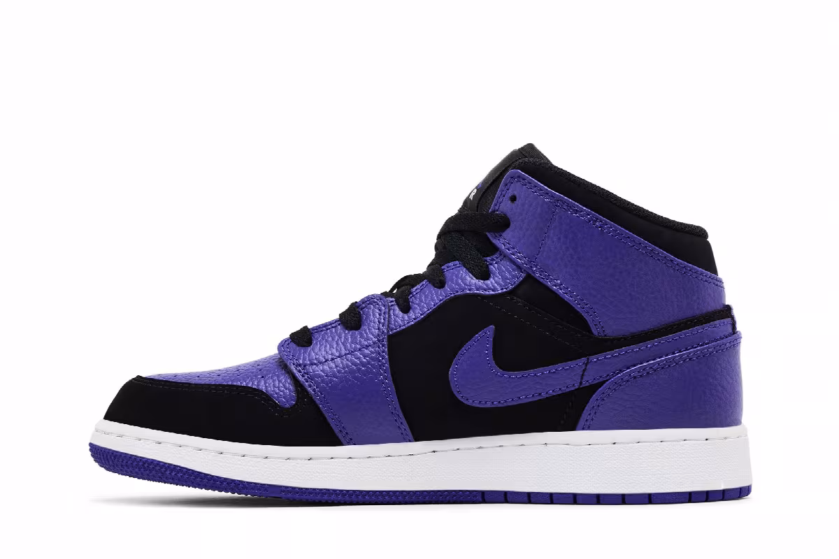 Air Jordan 1 Mid GS Dark Concord, view 4